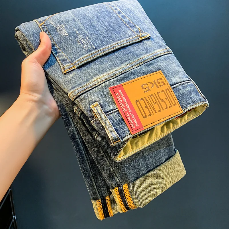 سراويل الرجال الكاجوال المتعثرة ، الجينز الفاخر ، سراويل الجينز الضيقة ، الجينز الخفيف ، موضة الشارع ، الخريف ، من نوع قديم