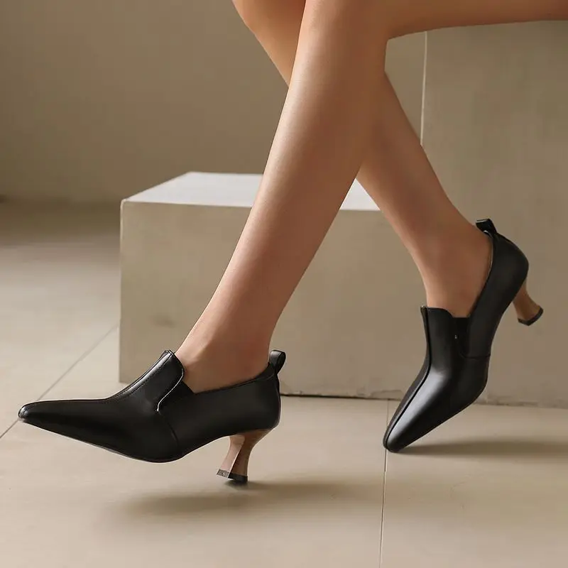 

SIMLOVEYO New Retro Female Pumps Square Toe Casual Women Shoes Strange Heels 5.5cm Slip On Plus Size 48 49 50 Yellow Brown