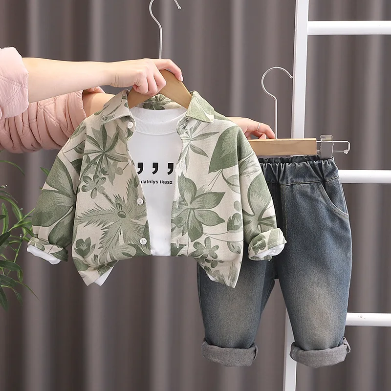 

2025 new Children's spring wear set boys' spring/autumn style stylish floral shirt jacket +top + casual jeans sporty 3-piece set