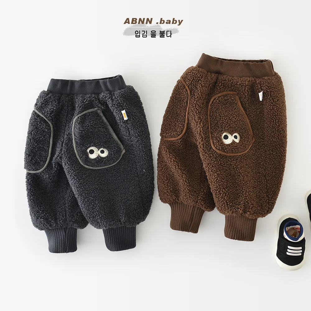 

Брюки для новорожденных мальчиков, новые зимние флисовые утепленные брюки с мультяшным принтом для маленьких девочек, свободные брюки, повседневные плюшевые детские штаны для маленьких мальчиков