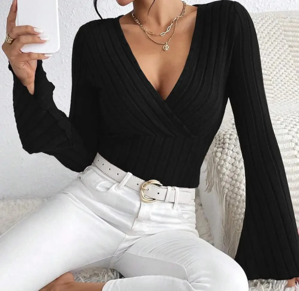 

Slim Fit Top Slim Fit Shirt V-neck Flared Long Sleeve Knit Blouse for Women Slim Fit Solid Color Autumn Winter Top