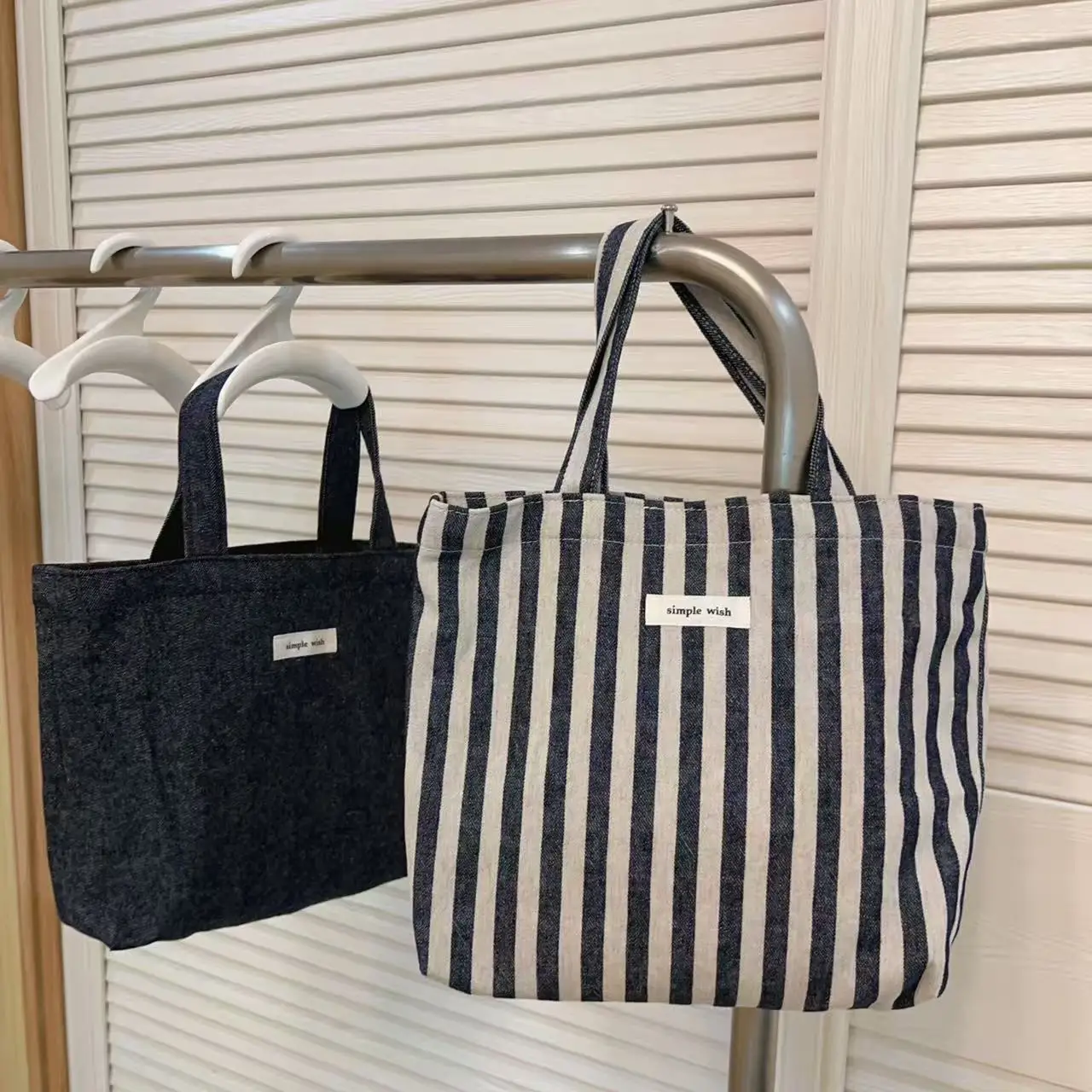 

YIFAN Contrast Women's Stripe Shoulder Bags Simple Denim College Girls Book Tote Shopping Bag Casual Female Travel Handbags