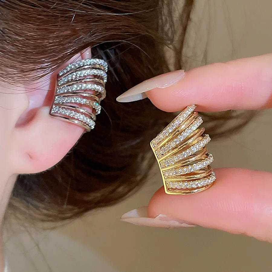

18k Gold Plated Multi Layer Zircon Clip Earrings for Women Girls Sparkling Claw-shaped Ear Cuff Punk Fashion Jewelry Daily Party