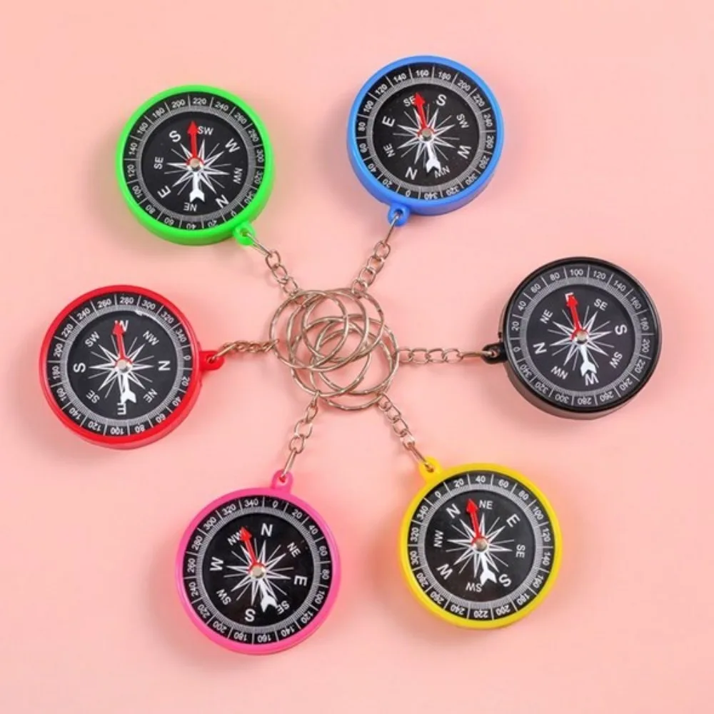 Durable Rotundity Outdoor Pocket Compass Keychain Mini Compass Pendant Outdoor Compass Navigation Tools for Travel Color Random