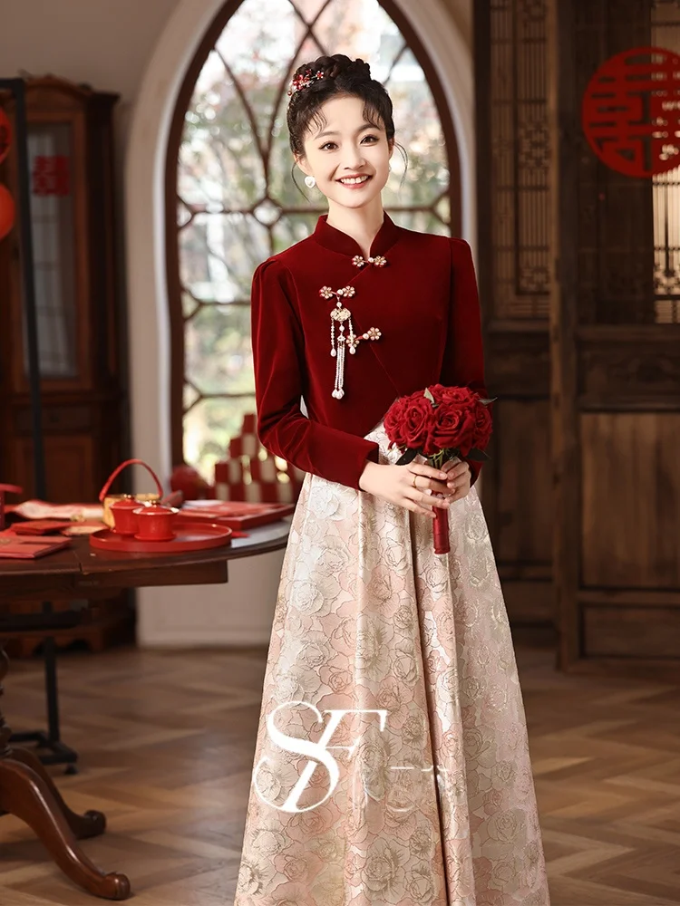 

Китайское свадебное платье с длинными рукавами из бархата, винтажное, для церемонии бракосочетания, для женщин, с завышенной талией, длиной в пол