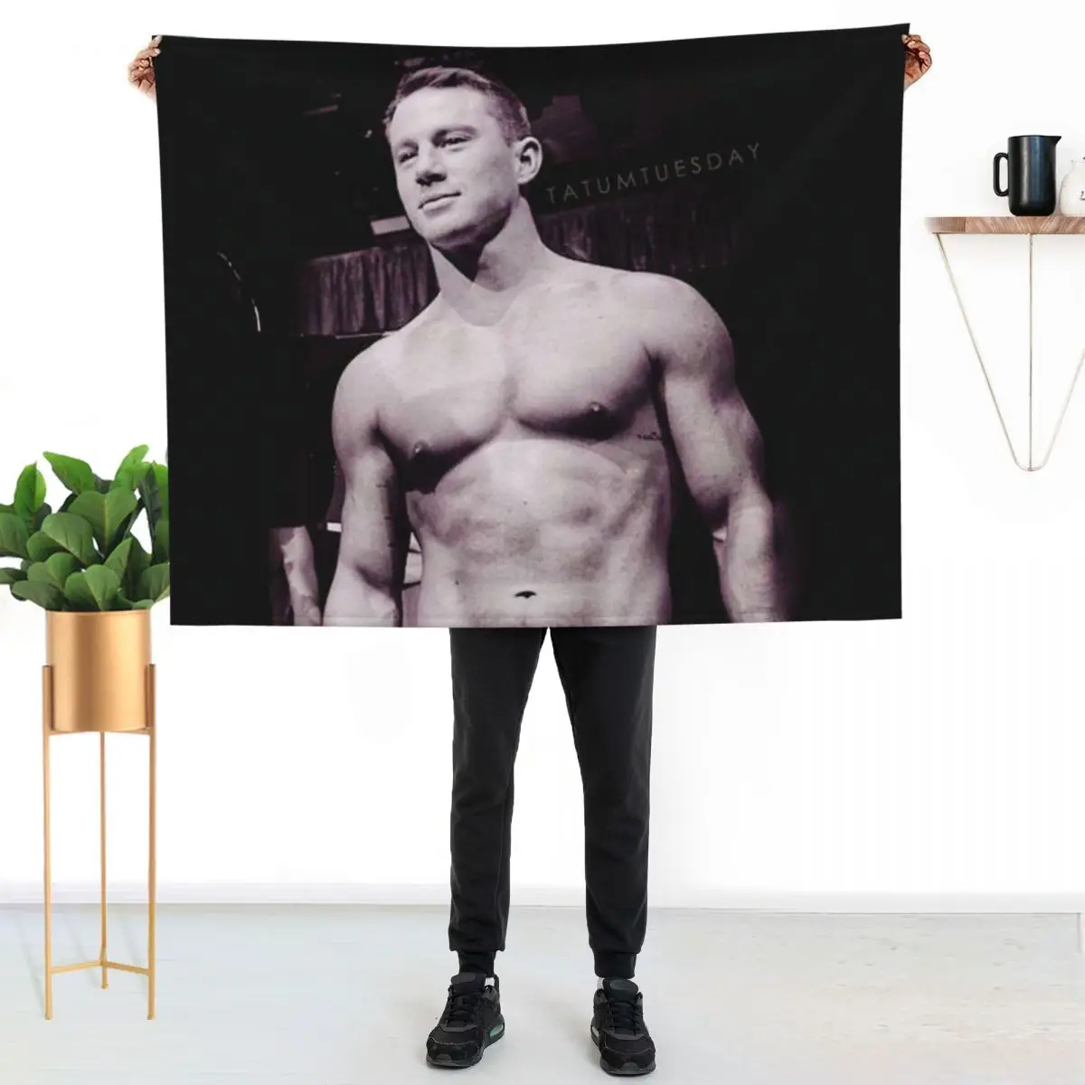 channing tatum Throw Blanket Elegant Warm Throw Blanket for Hotel Home