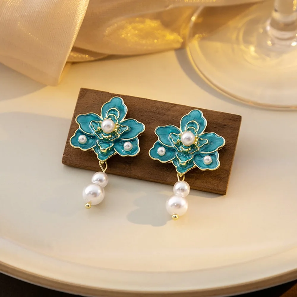 Imitation Pearl Flower Pearl Earrings Sense of Design Jewelry Accessories Flower Pearl Ear Pendant Blue Flower Stud