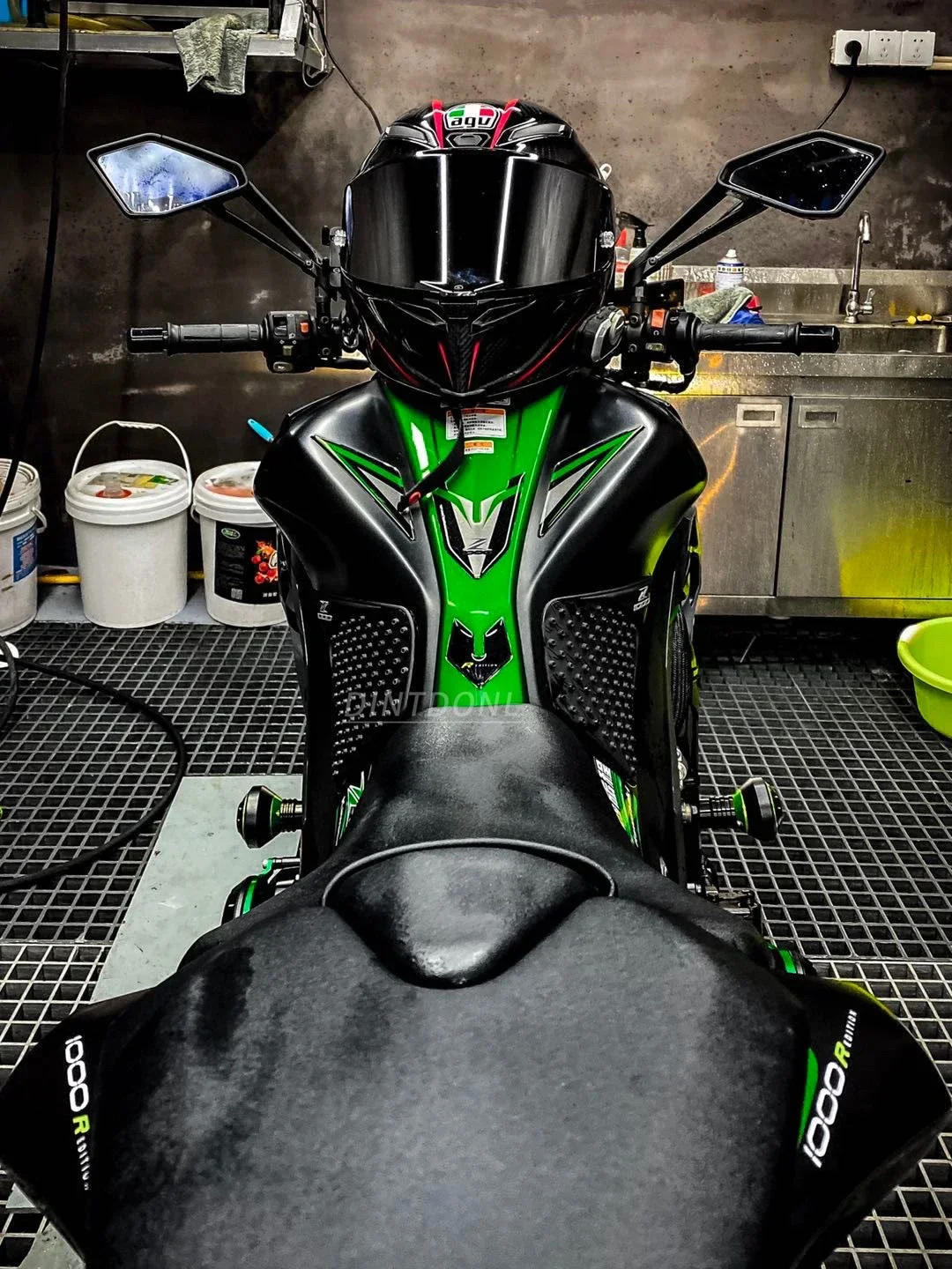 Motorcycle Side Decal Gas Knee Grip Protector For KAWASAKI Z1000 R 2014-2021 Tank Traction Pad Anti Slip Sticker Z1000R 2022