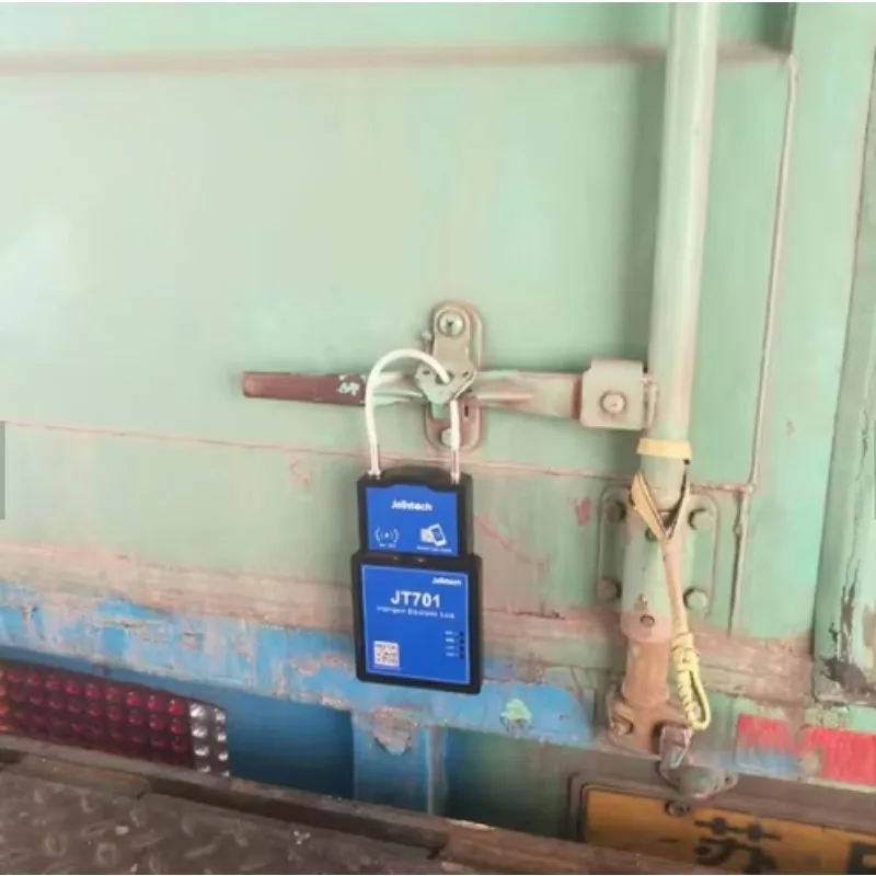 GPS Satellite Tracking Device GPS Tracker Lock For Container Trailer Trunk Management