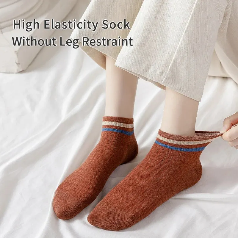 10 Pairs of Women\'s Spring and Summer Four-seasons Striped Solid Color Simple Fashionable and Comfortable School Students Socks