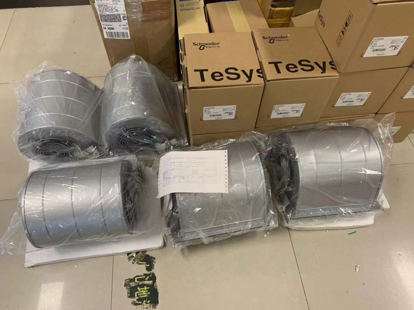 New D2D160-BE02-11 Industrial Variable Frequency Cooling Fan for Heatsink Applications