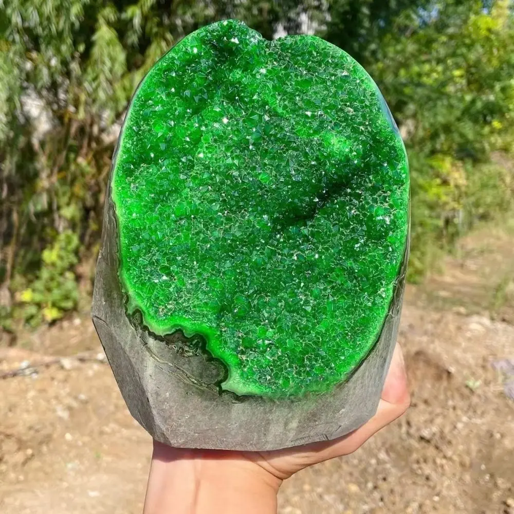 600g Beautiful Green Geode Quartz Cluster,Quartz Crystal,Mineral Vug Specimen,Crystal Geode Specimen,Crystal Gifts,Holiday Gifts