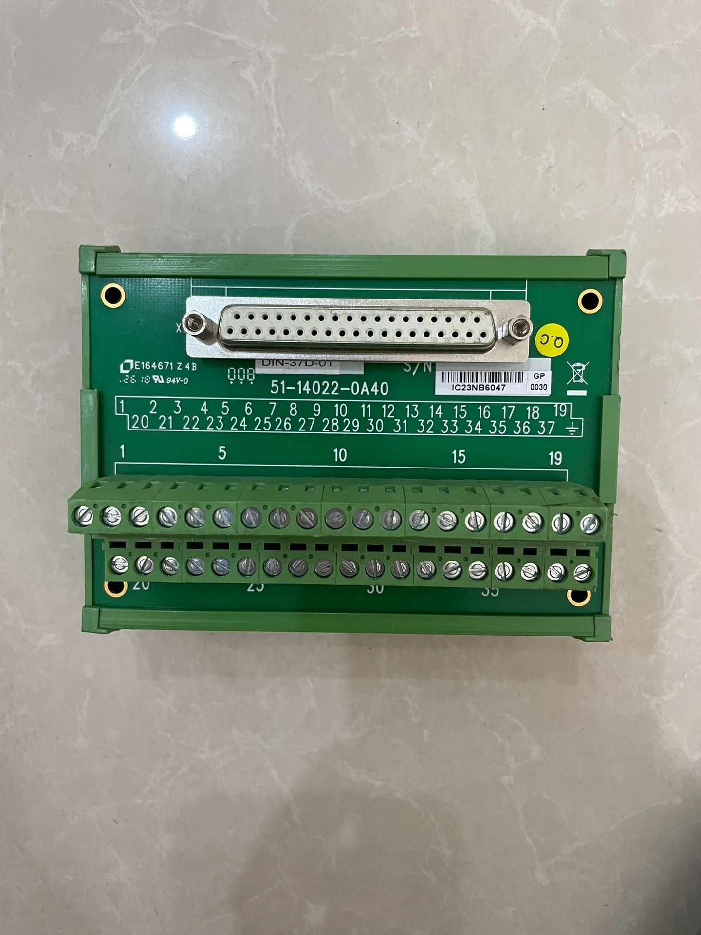 DIN-37D-01 단자판 DIN-37D-01