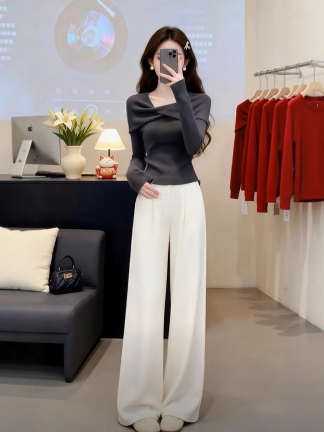 

Retro Gentle Style One Shoulder Slimming Knitted Sweater Spring 2026 New Fashion Women's Long Sleeve Mid-Thick Color