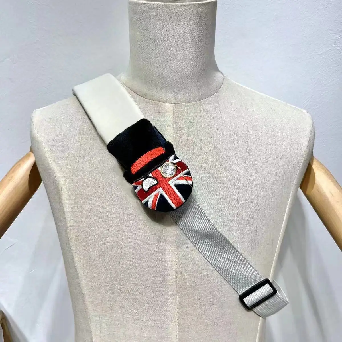 كرة بلد يدوية الكتفين ، مشبك العلم ، روسيا ، ألمانيا ، فرنسا ، المملكة المتحدة ، روسيا ، ألمانيا ، بولندا ، حزام 7 ، فكرة هدية رائعة