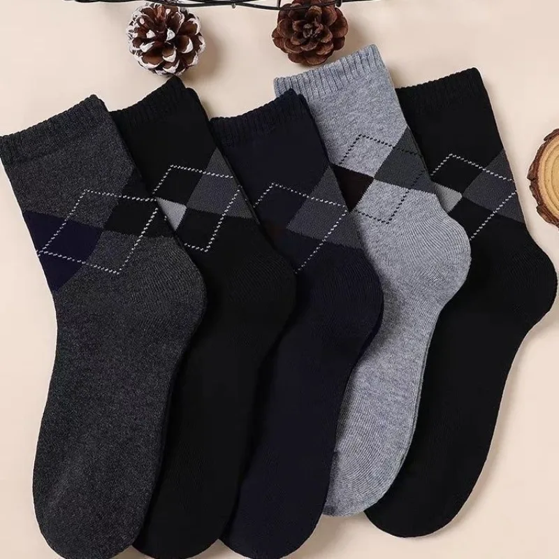 8/4 Pairs of Socks in Random Styles, Thickened Socks, Unisex Argyle Socks, Comfortable and Breathable Long Socks, Socks for the Elderly, Men's Socks for Middle-Aged and Elderly, Father's Day Gift for Dad, Holiday Gift for the Elderly, Colors Are Random