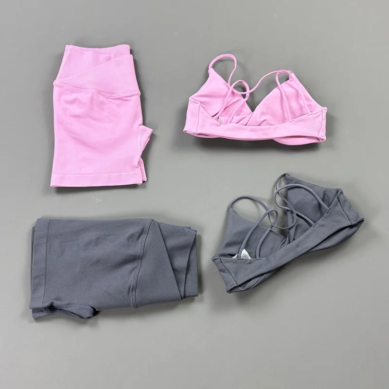 Sexy Yoga-Set: Neckholder-BH & Cross-Waist-Shorts mit Po-Lifting und Bauchkontrolle – Gym-Fitness-Shorts-Leggings-Set – Detail 6