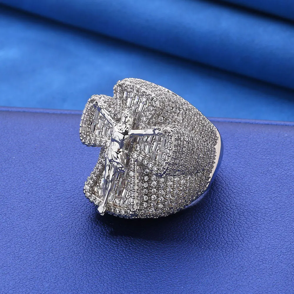 

Religious Iced Shiny Trendy Dazzling Cross Ring Fashion Hiphop Brass 18k Gold Plated Jewelry Striking Zircon Cross Ring