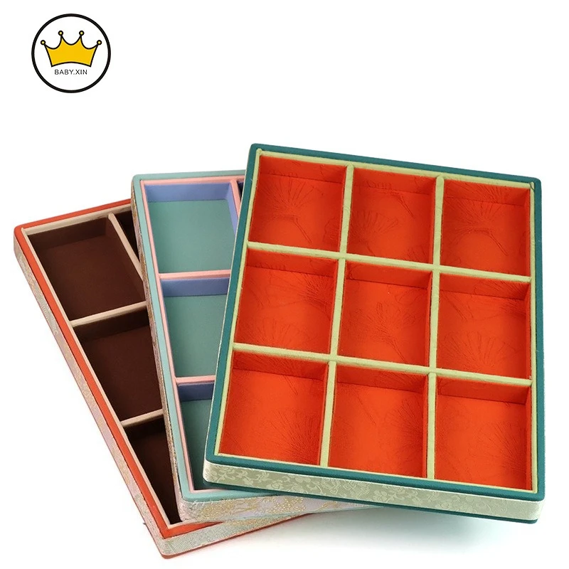 Vintage Chinese Silk Brocade Multi‑Grid Jewelry Display Tray For Bracelet Bangle Pendant Wenwan Bead Shop Viewing Organizer Tray