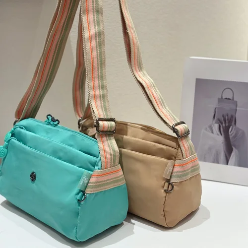 Imagen 2 del producto Bolso cruzado de nailon ultraligero para mujer, correa ancha ajustable, ligero, cierre de cremallera, elegante bolso de mensajero