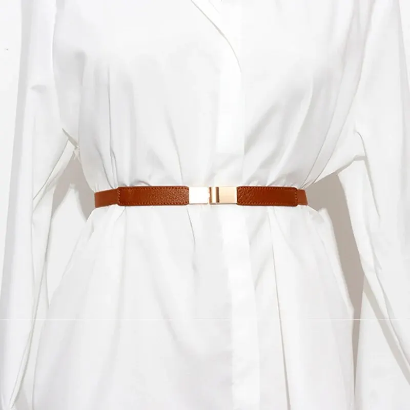 حزام نسائي من الجلد حزام نحيف لفستان حزام خصر رفيع قابل للتعديل مع إبزيم ذهبي عتيق حزام سيدة من جلد البولي يوريثان