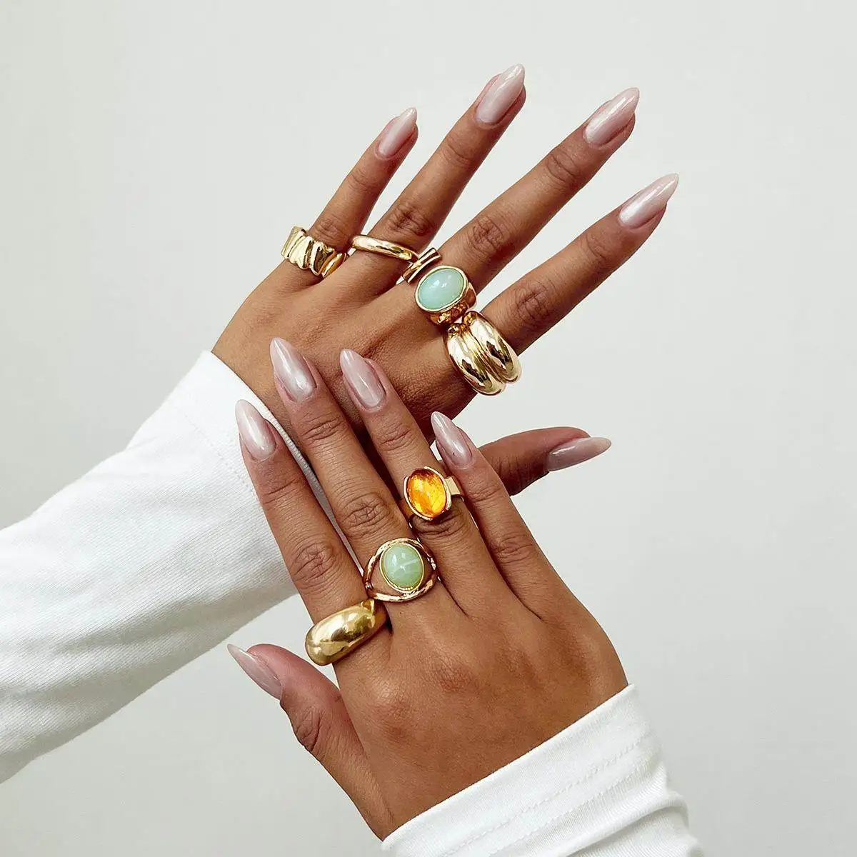 

Модный набор акриловых колец в стиле Ins для женщин: легкие, роскошные, асимметричные, открытое кольцо на палец, стильный ювелирный аксессуар