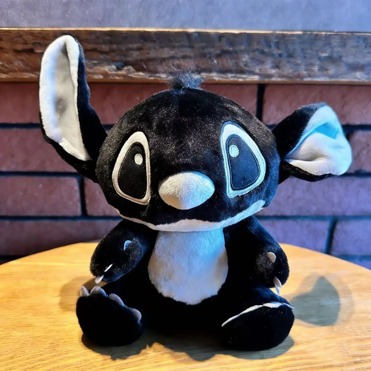 

Плюшевая игрушка Disney Kawaii Black Stitch, 20 см, милая мультяшная кукла, мягкая аниме-фигурка, декор для комнаты, подарок на день рождения или Рождество для детей