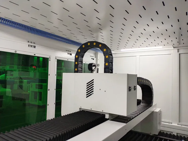 CA-1015 آلة قطع الصفائح المعدنية las er CNC آلة قطع الألياف las er