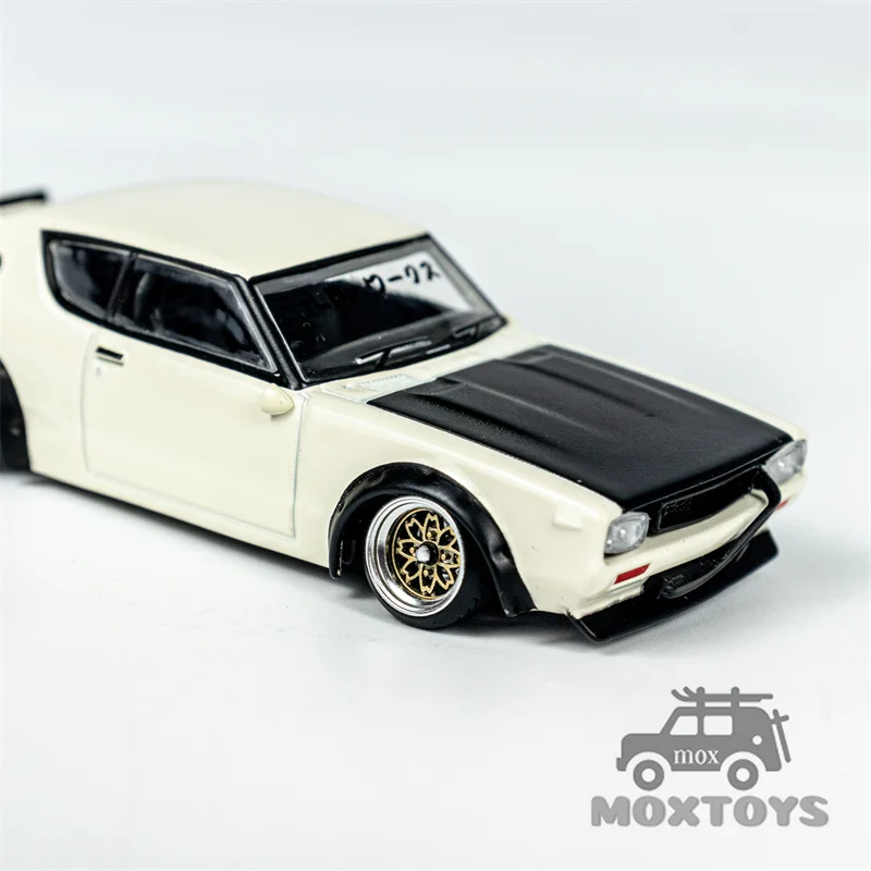 D MODEL BEAUTY ON WHEELS 1:64 Skyline Kenmeri Liberty Walk (C110) White Diecast Model Car