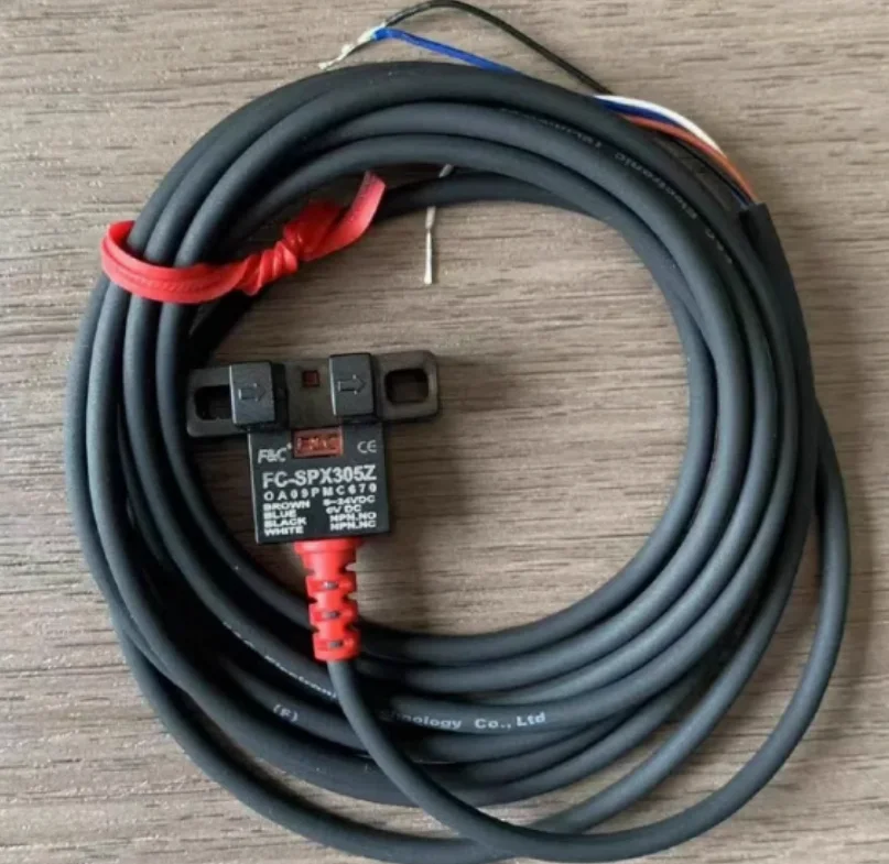 

4pcs New Original F&C photoelectric switch FC-SPX305Z FC-SPX306Z FC-SPX307Z FC-SPX302 FC-SPX303Z FC-SPX304