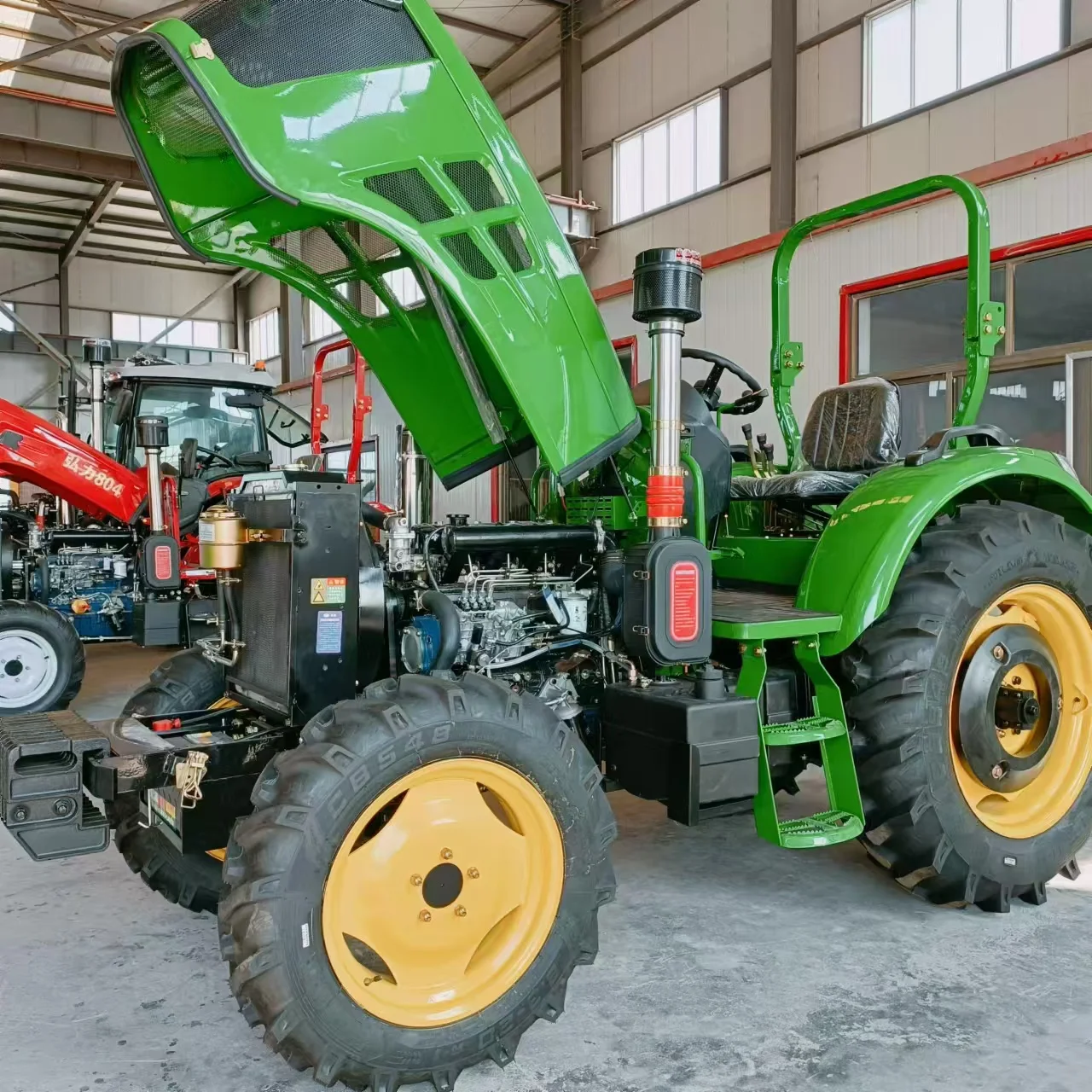 Mini Tractor 4wd 50hp 60hp 70hp Agricultural Tractor with Air-conditioned Cab Wheeled Tractor 4 * 4