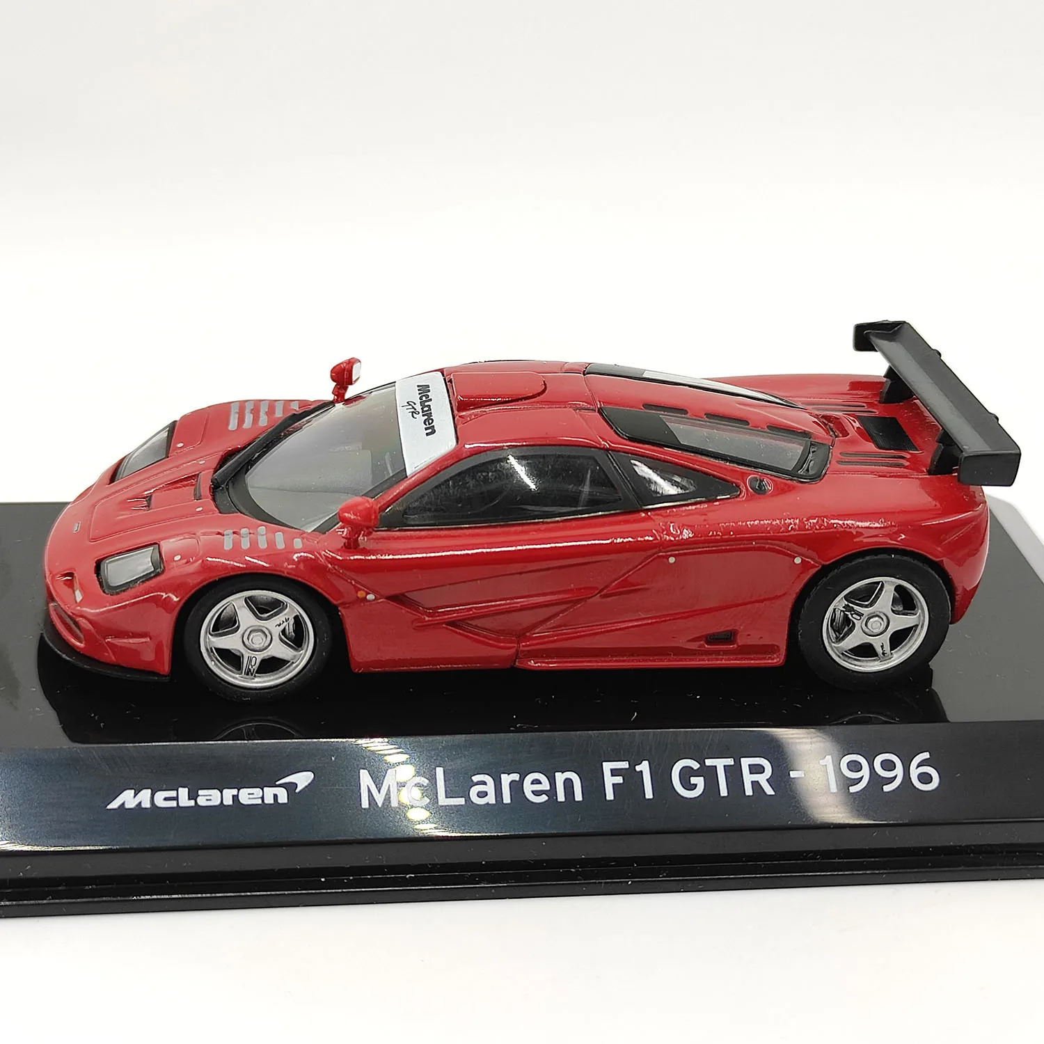 Diecast Original 1:43 McLaren F1GTR-1996 Alloy Car Model Kolekcjonerska zabawka Prezent Pamiątka Wyświetlacz Ozdoba