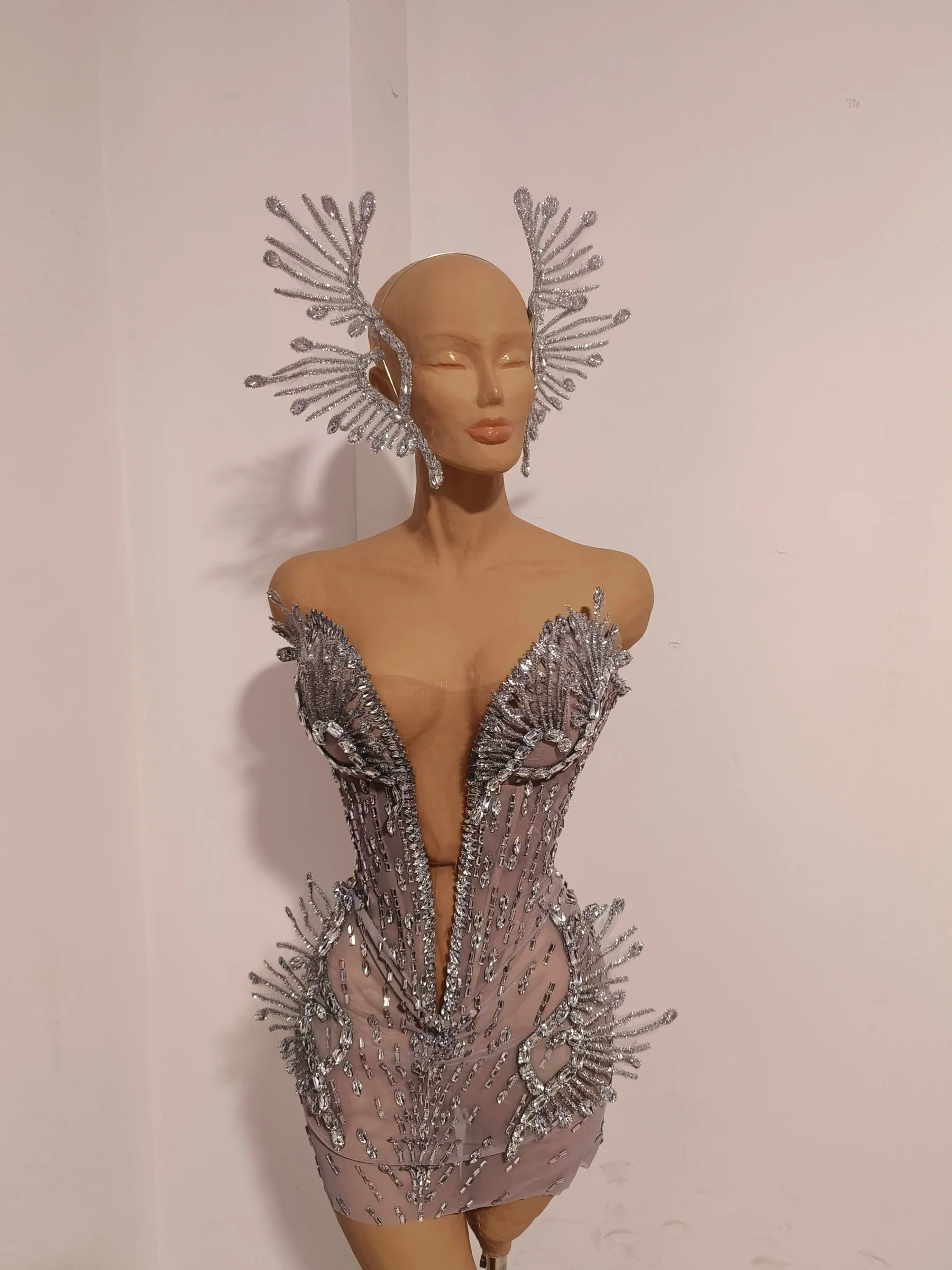 

Silver Rhinestone Corset Mini Dress Headpiece Sheer Mesh Strapless Bodycon Party Outfit Women Drag Queen Stage Costume Haima