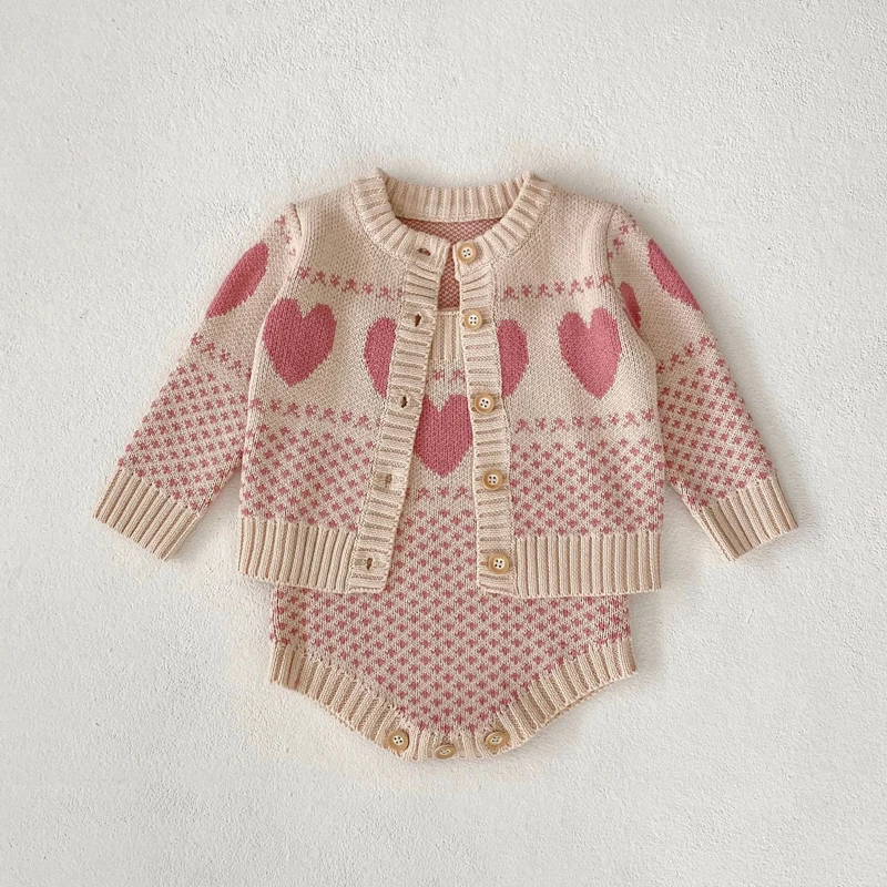 Autumn New 0-3 Year Old Baby Clothing Girl Sweater Set Love Jacquard Two Piece Round Neck Coat+Strap Sweater