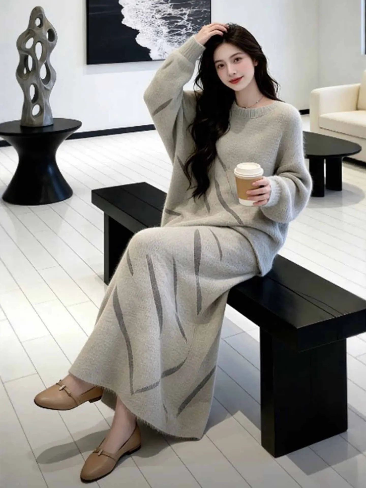 

Женский комплект из топа и юбки Lazy Sle: облегающий топ с круглым вырезом и юбка с высокой талией, новая весенняя коллекция, модный комплект из двух предметов.