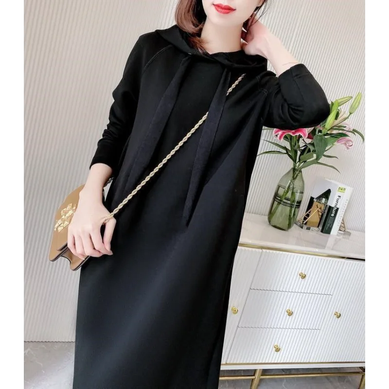 ชุดเดรสฤดูใบไม้ร่วงใหม่ผู้หญิงขนาดใหญ่ลําลองหลวมแลดูผอมและเสื้อสเวตเตอร์ยาวปานกลาง Bottoming