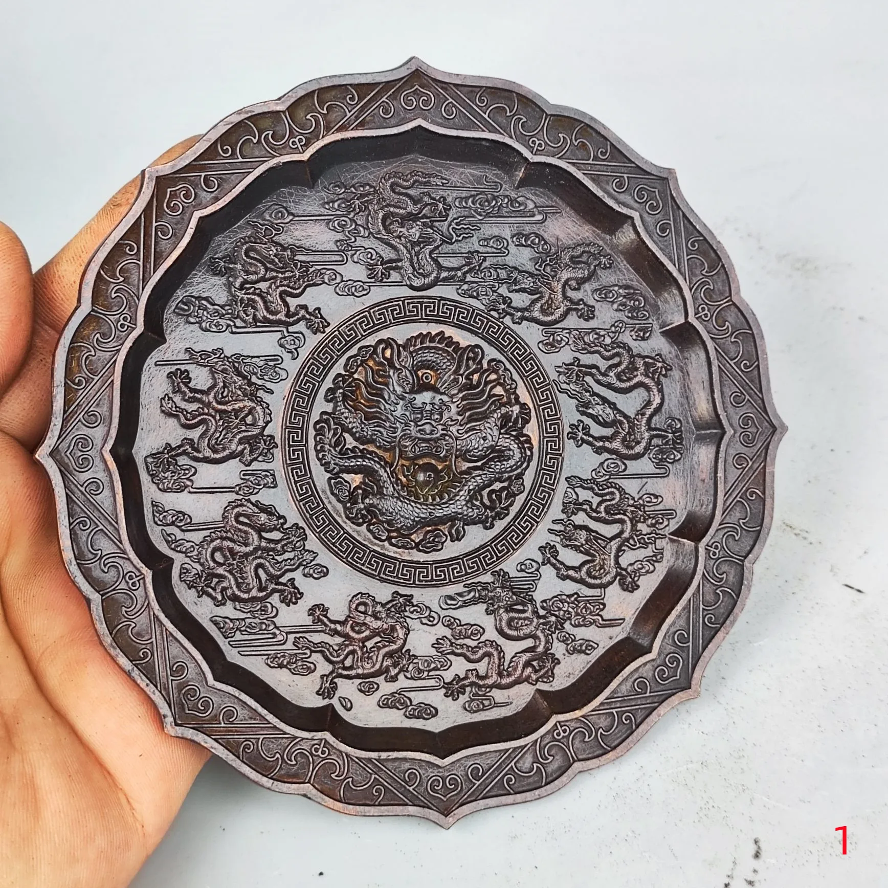 Round Metal Tray Chinese Retro Decorative Plate Storage Plate Dessert Plate Nut Fruit Cake Bronze Tray Snack Kitchen Plate