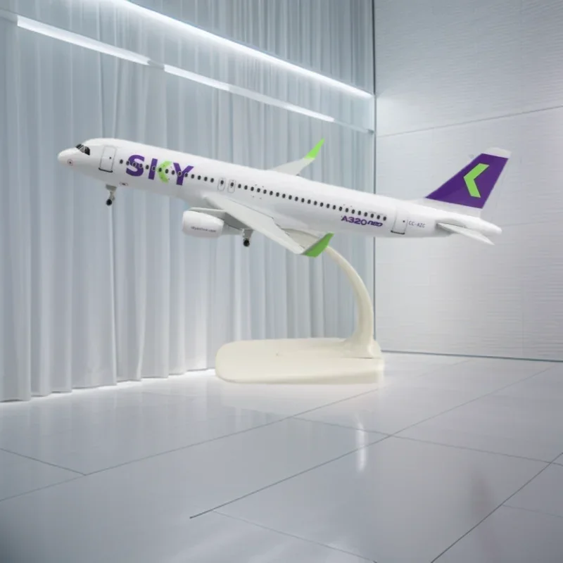 A320 Sky Airlines 20cm Metal Aircraft Replica Chilean Sky Aircraft Model With Landing Gear Collected Gift By Aviation Home Decor