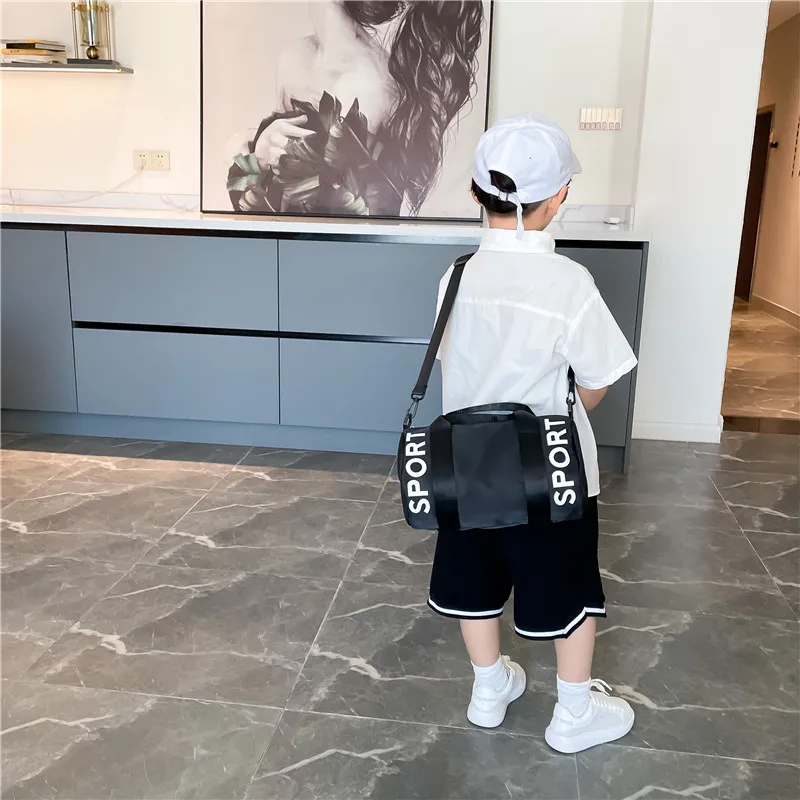 Sports Bags For Kids Children Travel Training Shoulder Pack Swimming Accessories Camping Handbags Large Fitness Weekender Bolsas