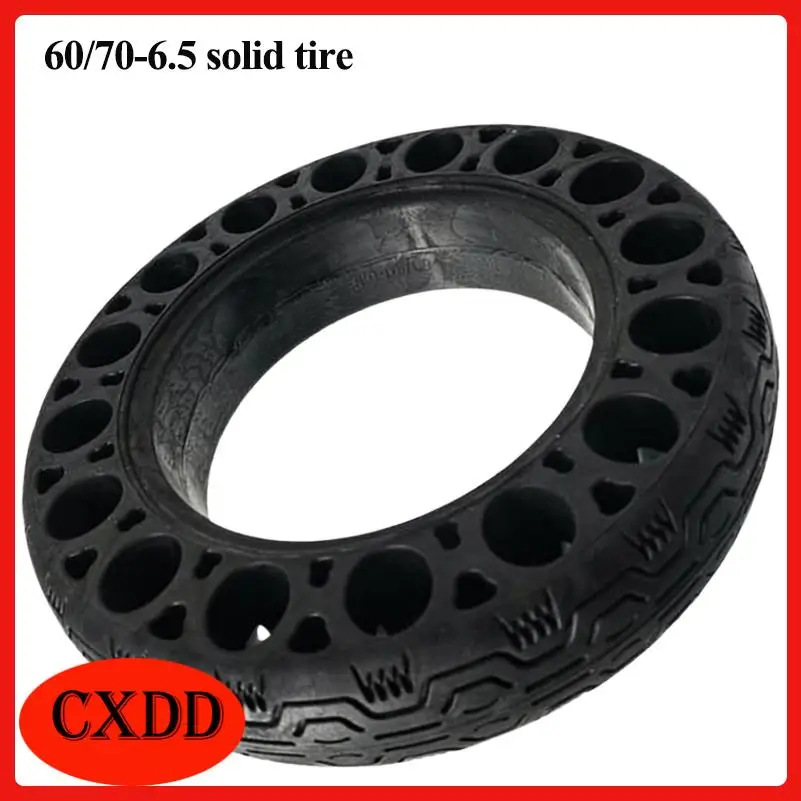 

Шина для самоката Ninebot Max G30: Противопрокольная конструкция из цельной резины размером 60/70-6.5 для надежной езды