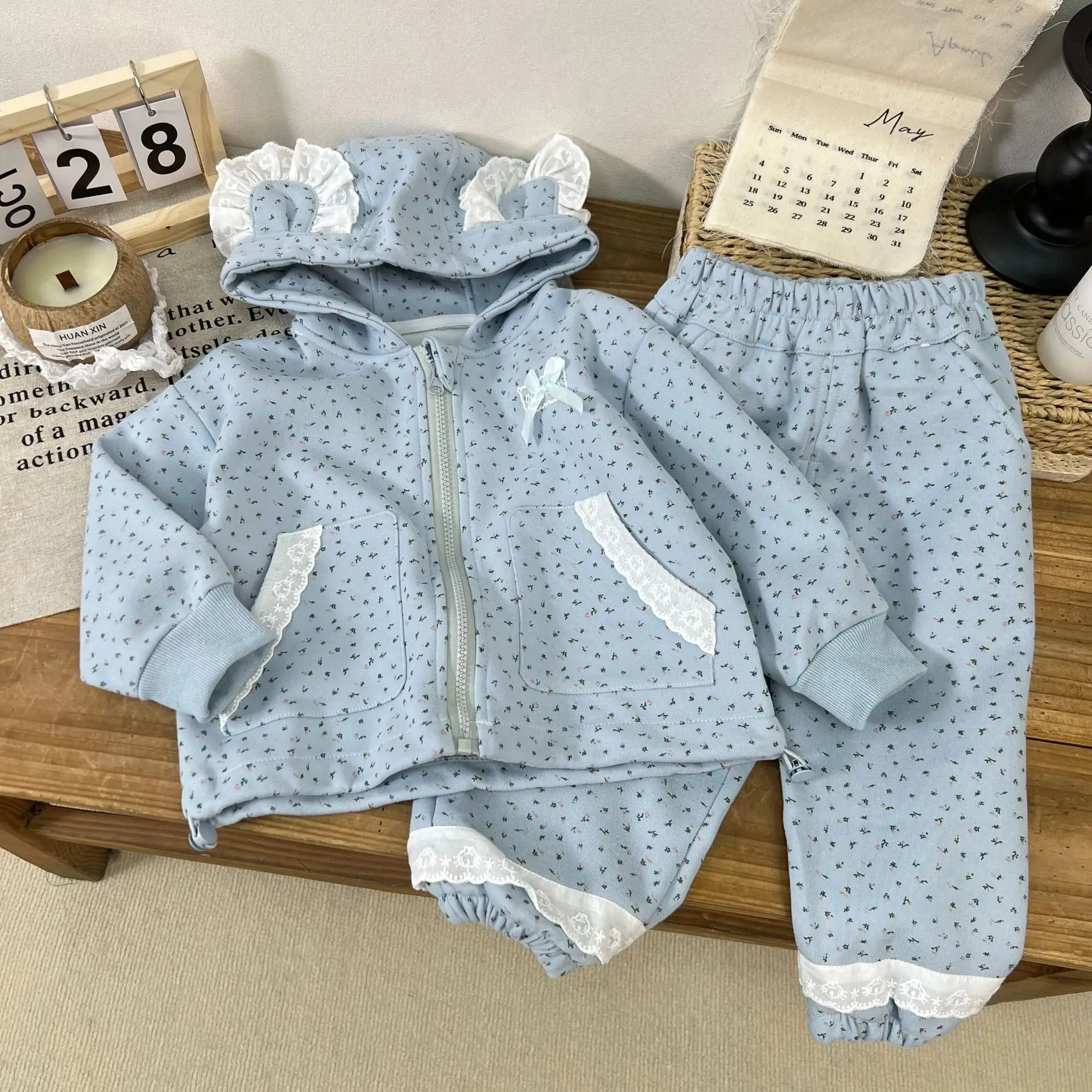 

2025 Spring/Autumn New Kids Floral Print Set Cute Bear-Ear Hooded Top with Pants Korean Fashion Two-Piece Outfit for Baby Girls