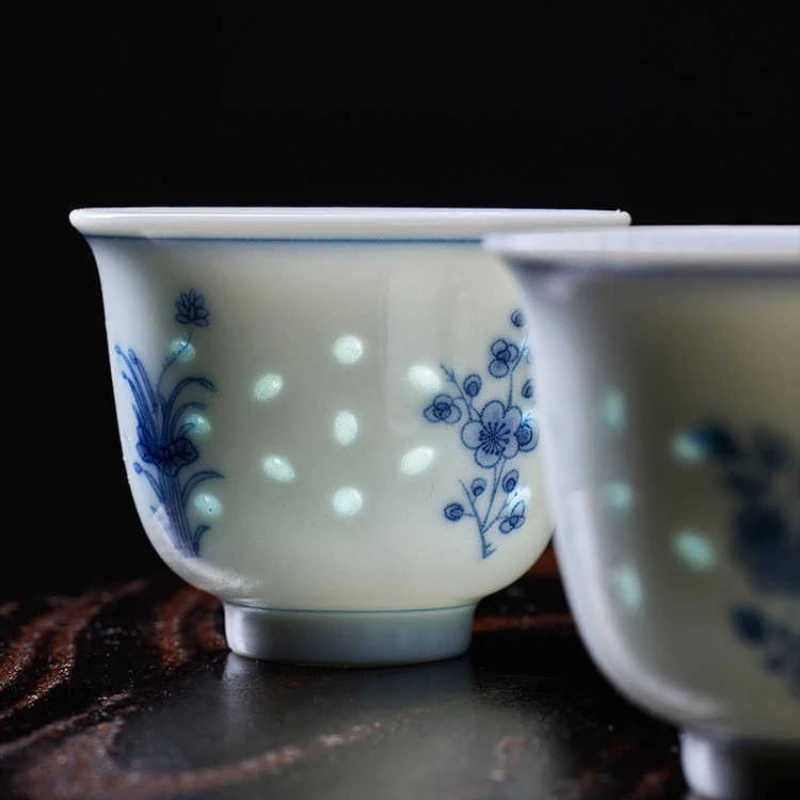 Tazza da tè Linglong Kung Fu blu e bianca, tazza da degustazione del tè, set da tè cinese in ceramica di fascia alta