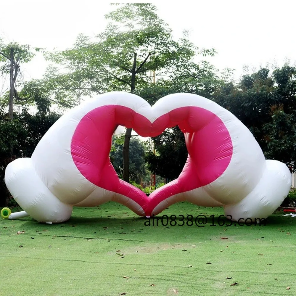 7.8x2.8x3.8 Meters Giant Inflatable Heart Shaped Hands Model Balloons for Valentine's Day or Wedding Decorations