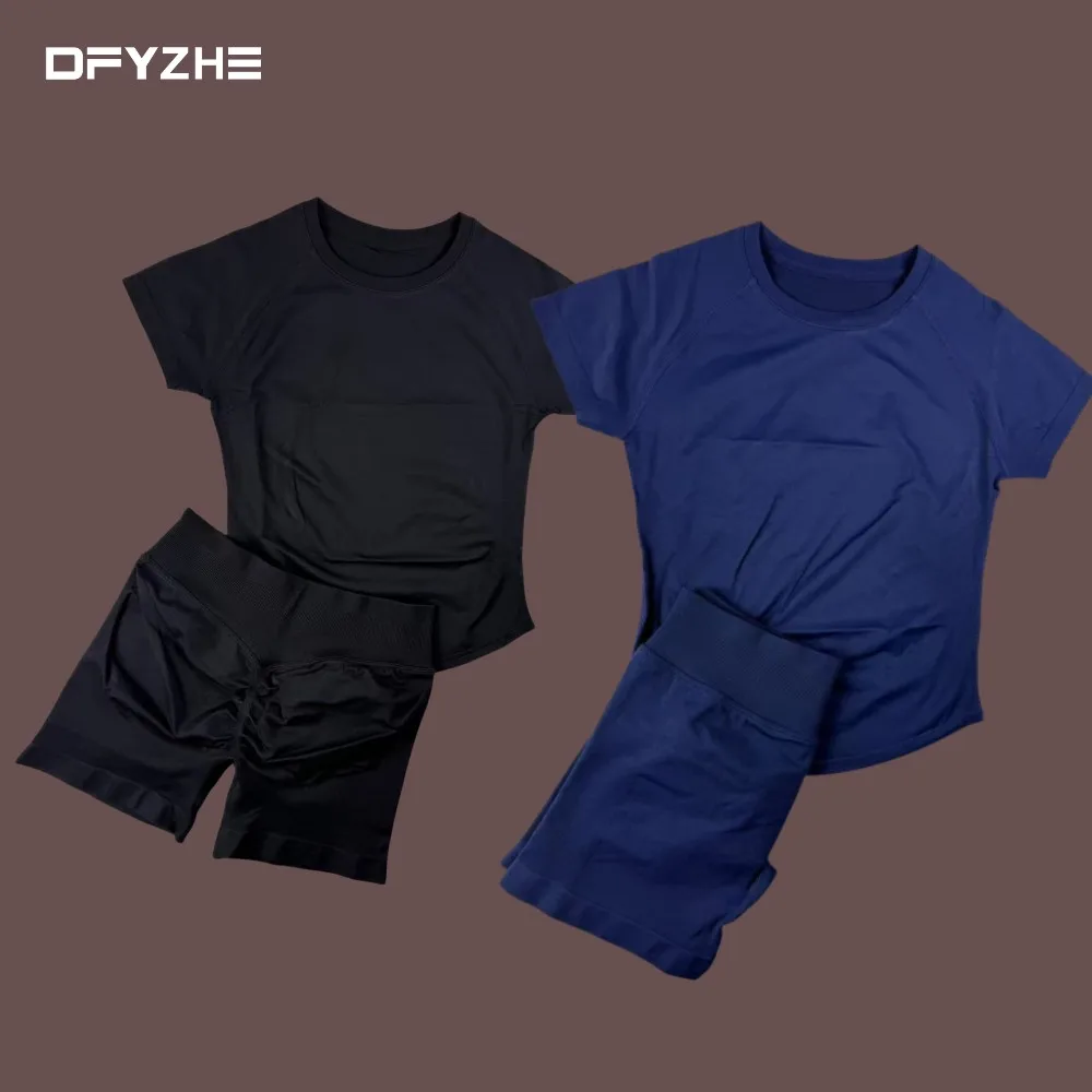

DFYZHEtwo-piece impact sports suit short sleeved seamless yoga top fitness suit fitness running shorts bicycle boxing shorts set