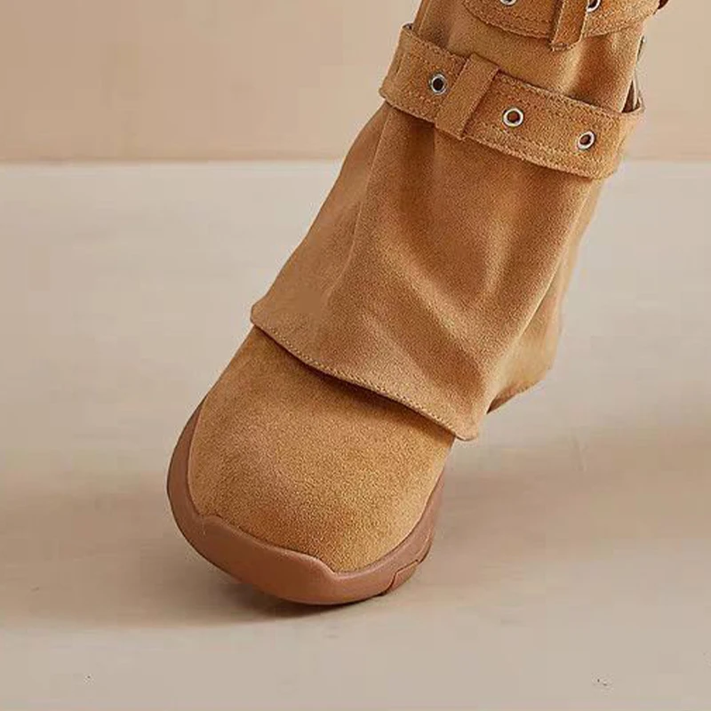 الشقق النساء الأحذية أحذية مصممين امرأة 2025 الشتاء الاتجاه الرياضة حذاء كاجوال موضة أحذية بوت قصيرة المشي حذاء رياضة Mujer الثلوج بوتاس