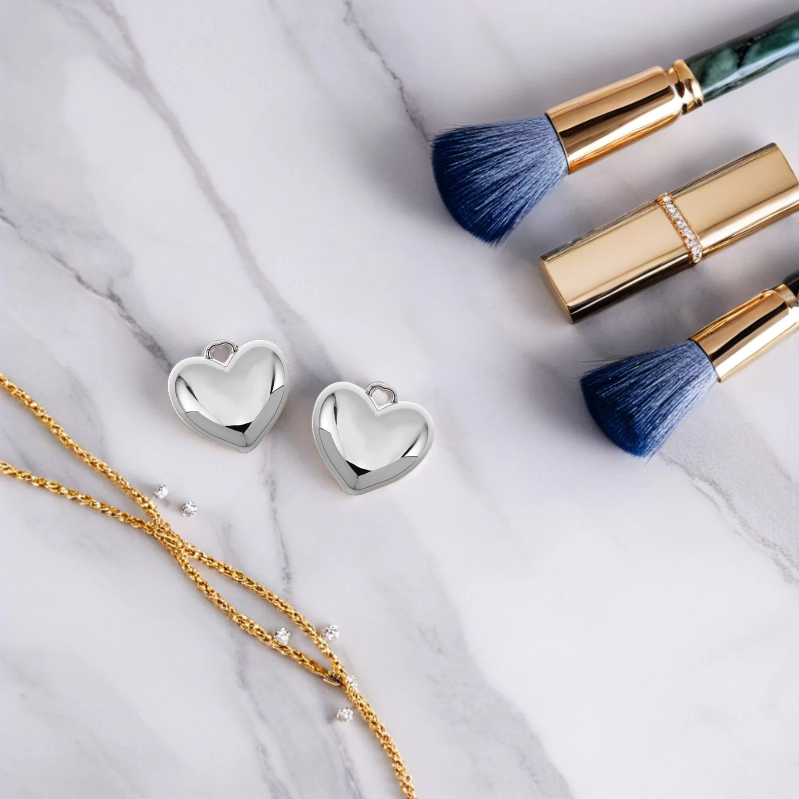 

4Pcs Multi-Function Makeup Palette Heart Shaped Refillable Blush Highlighter Eyeshadow Container Portable Compact Case Mirror