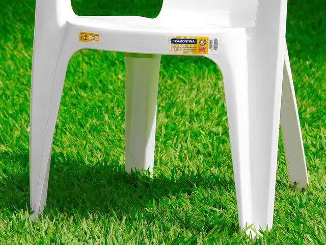 ترامونتين-كرسي جزيرة بيلا