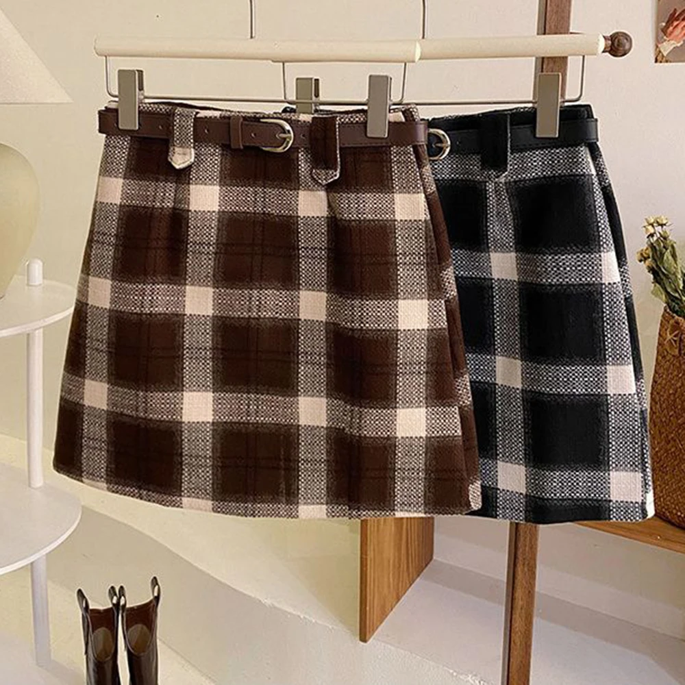 

High-end grid contrasting coffee plaid, woolen short skirt, women's autumn and winter high waist hip wrap A word retro skirt