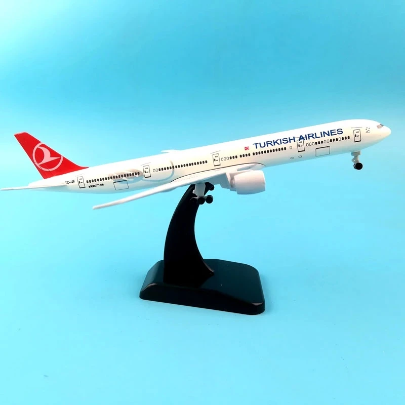 20cm stopu metalu powietrza tureckie linie lotnicze Boeing 777 B777 Model samolotu linii lotniczych Model samolotu w stojak samolot prezent rzemiosła