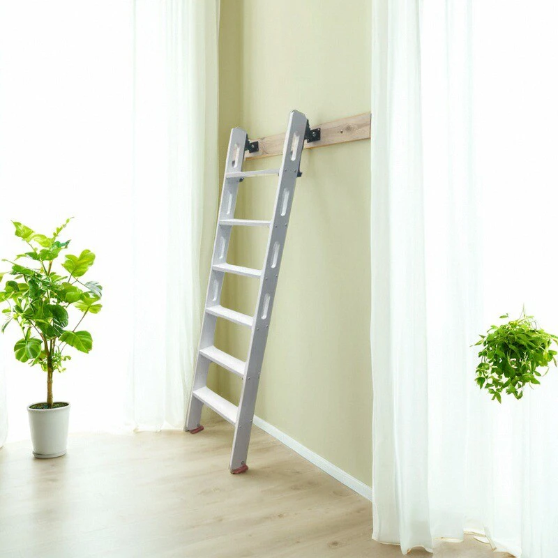 La scala in legno per uso domestico può essere memorizzata verticalmente Scala retrattile in legno massello Scala da letto su e giù